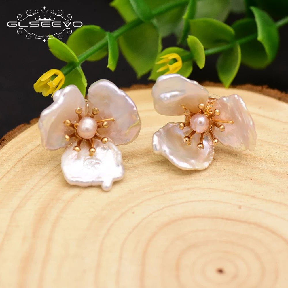 Three Petal White Flower Natural Fresh Water Pearl Stud Earing For Women