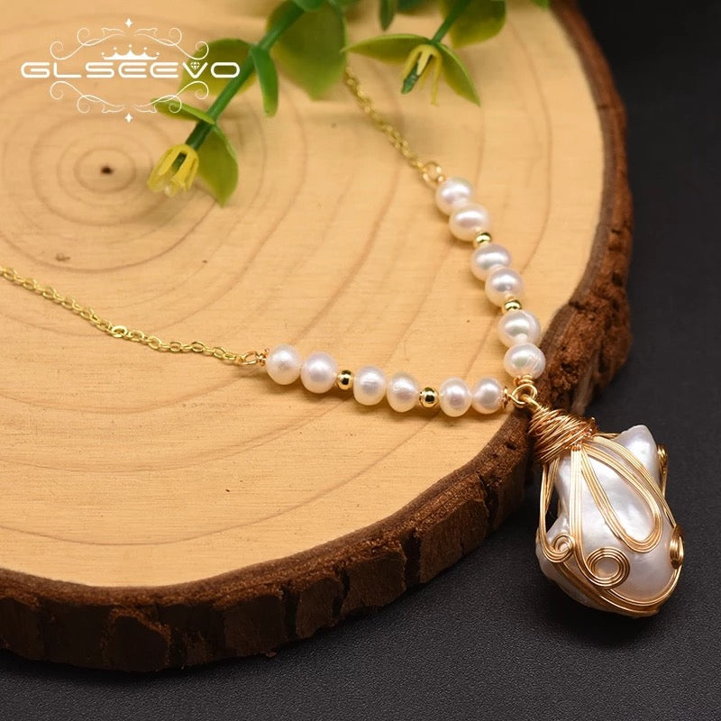 New Original Design Natural Freshwater Pearl Pendant Necklace For Women Gold Chain Fine Jewelry Luxury Accessories