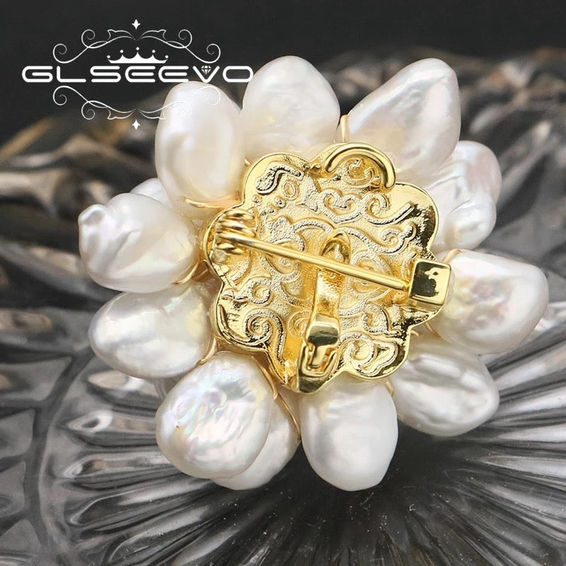 Elegant Natural Fresh Water Pearl Petal Flower Brooches For Women